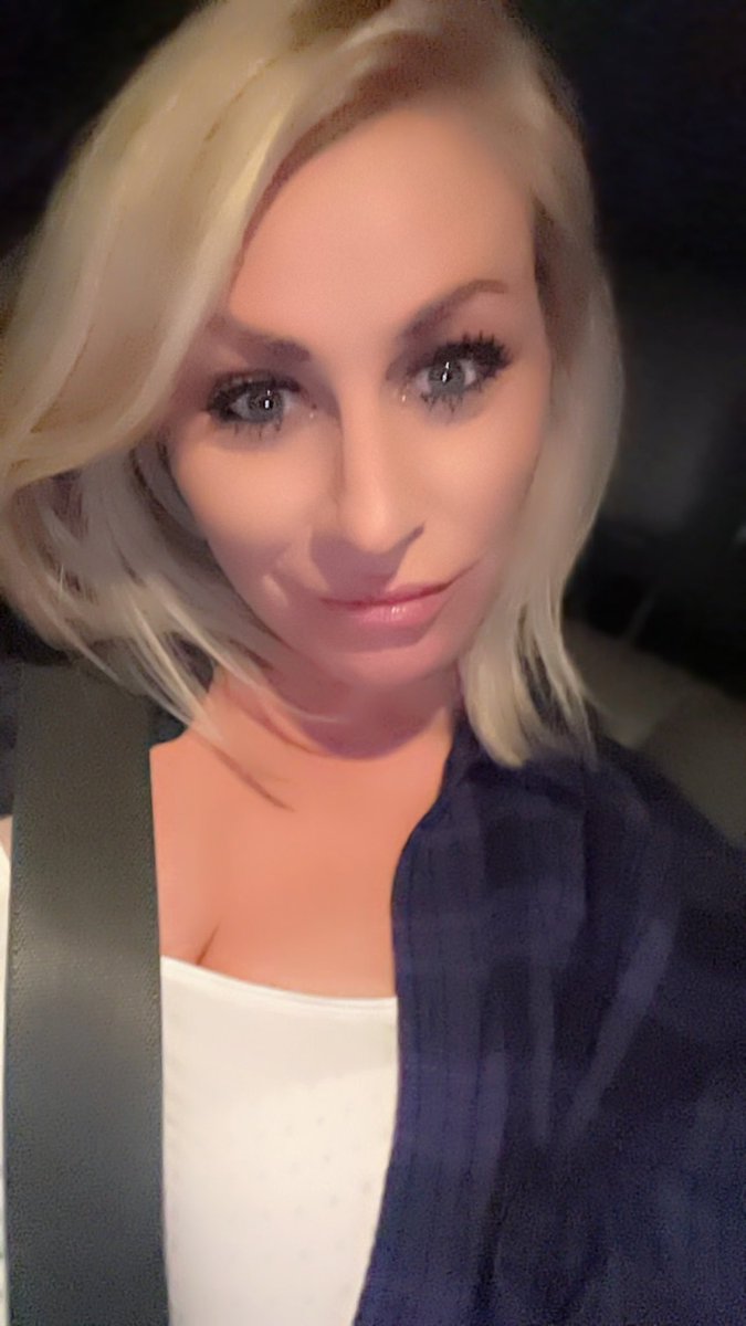 Goddesspeyton13's tweet photo. You don’t deserve to keep your money loser. Just accept it losers findom paypig loser goddess simp goon raceplay bdsm https://t.co/PTskQV1fTE