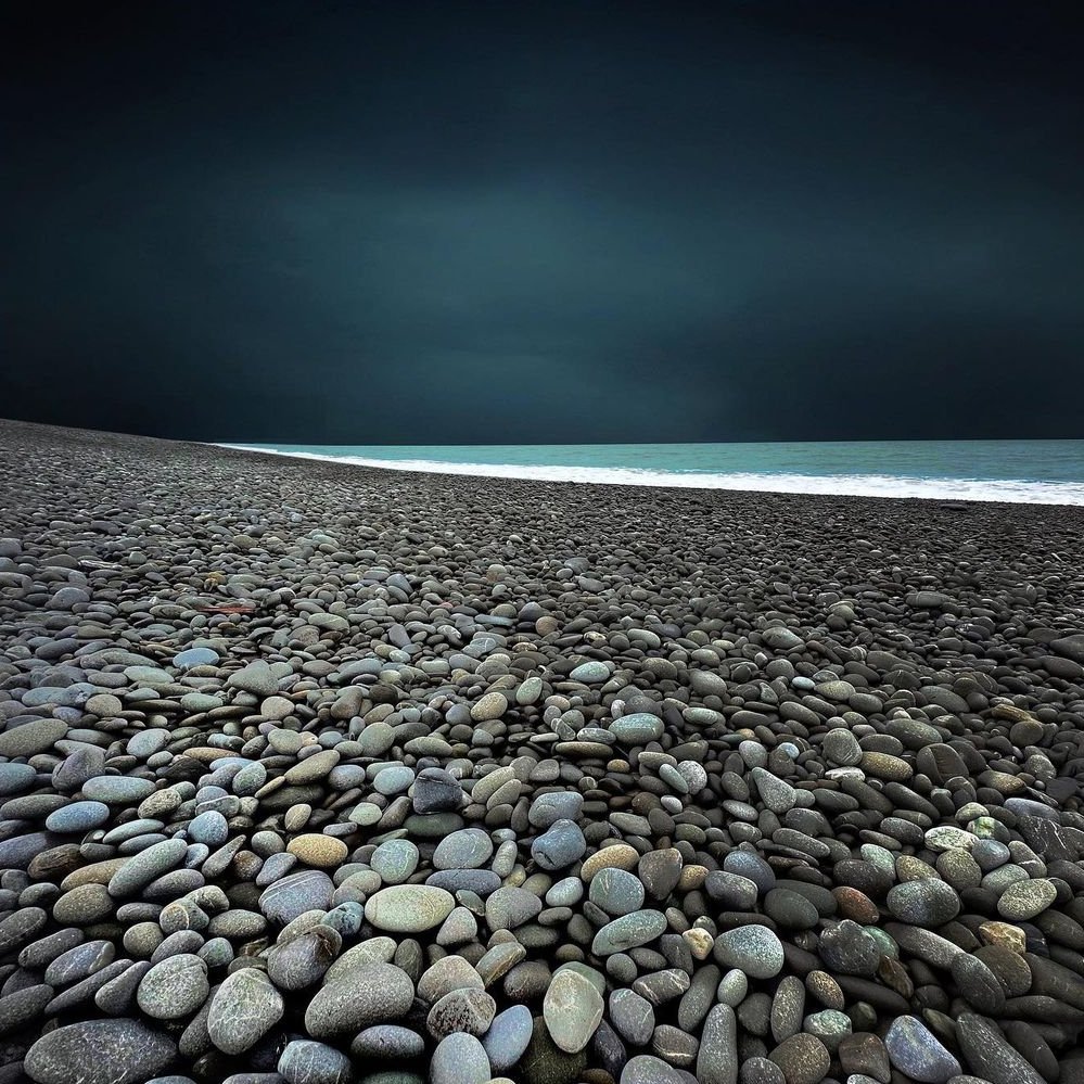 Si j'ai du goût, 
ce n'est guère que pour la terre 
et les pierres.

Rimbaud ~ Une Saison en enfer

.
Coleman Hawkins
youtu.be/y2dmQ49u6nM?si…

.
photo ©Donald Boyd

.