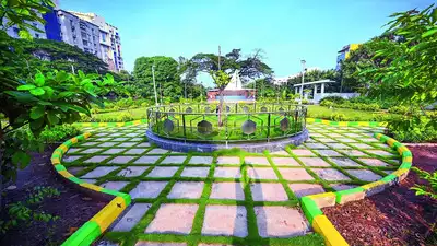 OMRcat's tweet photo. Once a dump yard, it is now a park with #hangoutspace in #Chennai
The spot beneath the #MintFlyover in North Chennai has now turned into a green lung space. It has also become a hangout spot.
The 3.7-acre plot, lying in the middle of thickly populated Mint, now houses a #Miyawakiforest, #fishfountain, greenery, pebble walk, walk-hill and a #herbalgarden.
Facility transformed at a cost of Rs. 4.5 crore
https://t.co/Xz0WFXCfiH