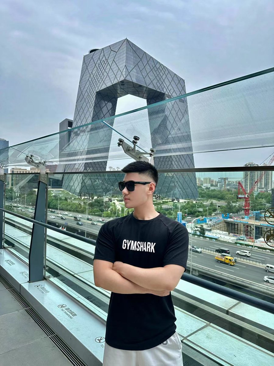 MikeTheAgent1's tweet photo. Lon has arrived hk. He is excellent in massage.please contactus at whatsapp 90108925for his details and booking https://t.co/UWaaTlcG5U
