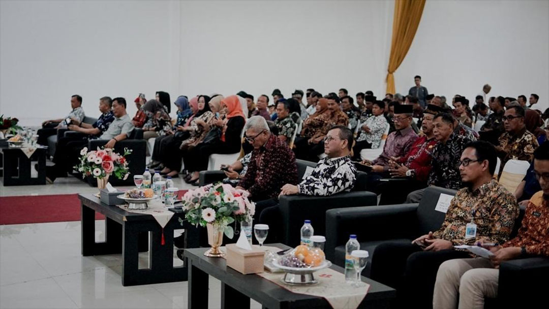 Workshop Komisi XI DPR RI bersama BPKP dengan tema "Evaluasi Pengelolaan Keuangan dan Pembangunan Desa pada Pemerintah Kab. Kuningan", bertempat di Ballroom RM Raja Seafood Kuningan.