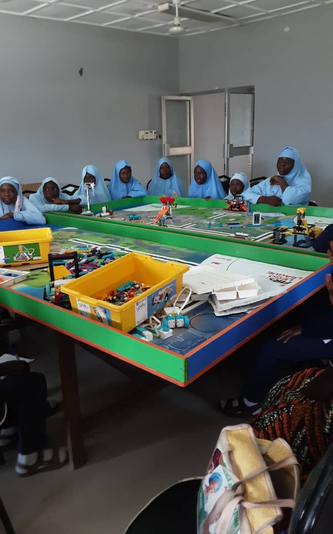 coderina's tweet image. Things we do with passion
We had an inspiring session on Robotics with students of Sa'adu Zungur Secondary School at Bauchi National Library.
We always raise the bar
#coderinaib
@sap4good @dowNewsroom @NigEducation @FIRSTLEGOLeague @Ford @firstweets @LEGOFoundation
#steam