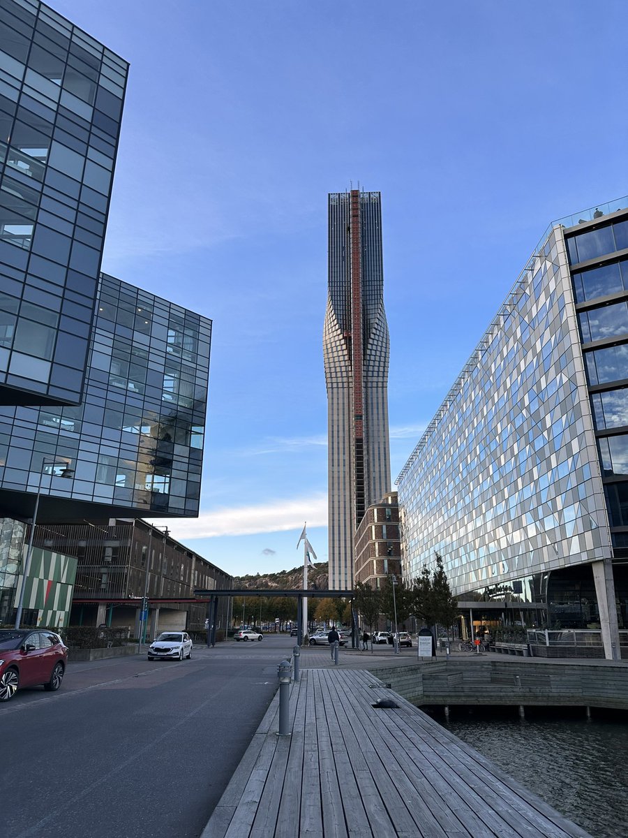 Amsterdam1012's tweet photo. En hoog is ook echt hoog #vref23 https://t.co/QIqgDCU1NL