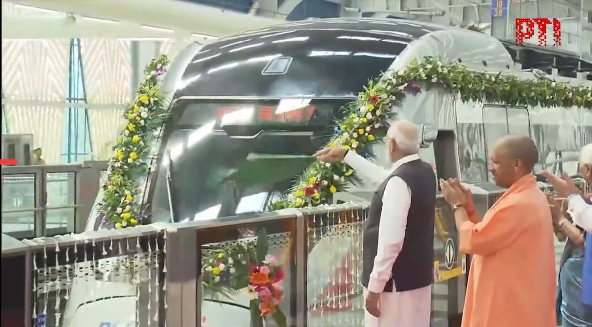 PM <a href="/narendramodi/">Narendra Modi</a> ने देश की पहली #RapidRail को  दिखाई हरी झंडी। यात्रा भी की। 

prabhatkhabar.com/state/uttar-pr…