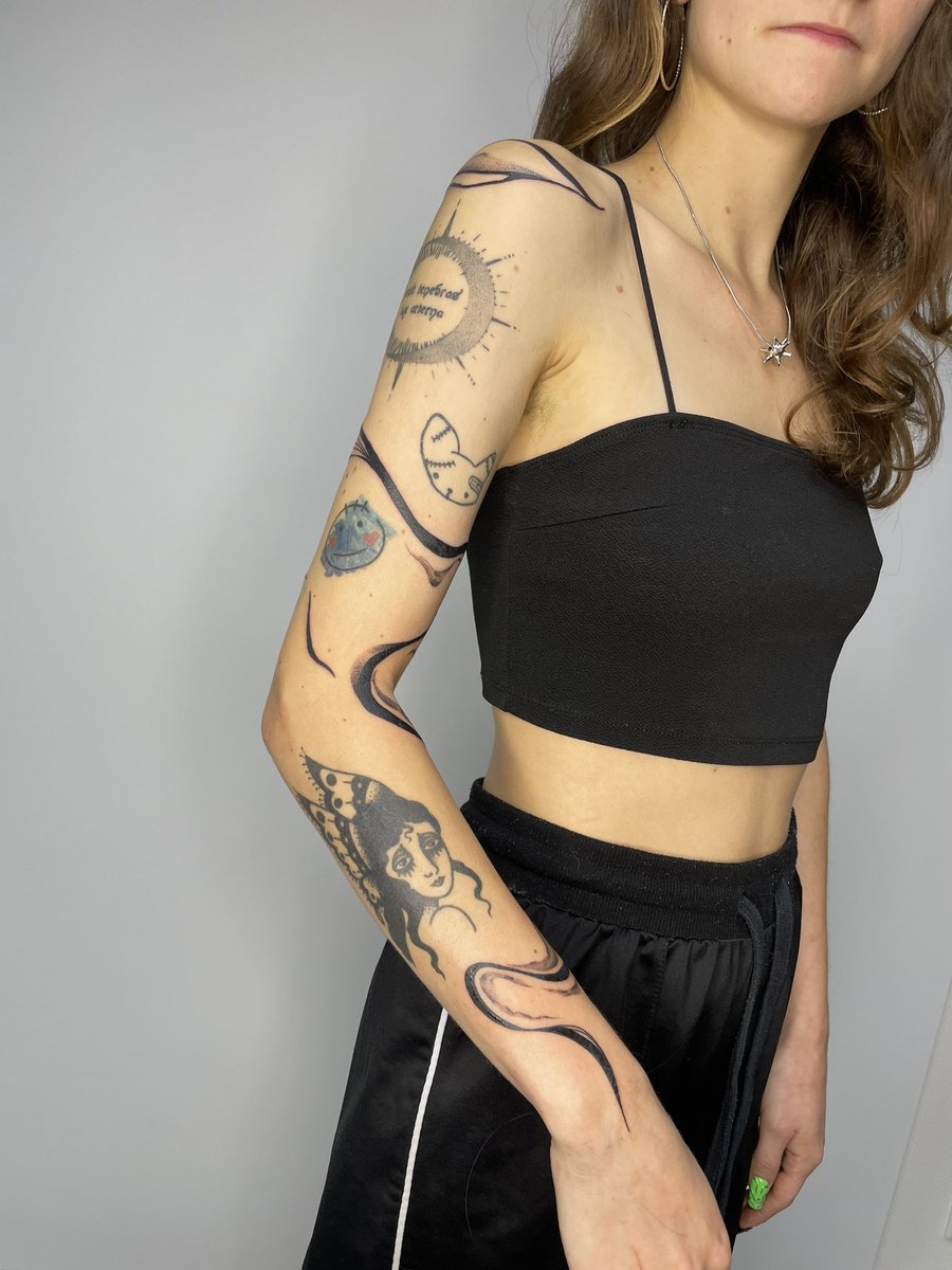 selsel_tattoo's tweet photo. ptits recap tattoos ça faisait longtemps 🫶🏻✨ https://t.co/jEPJ5bo4ND