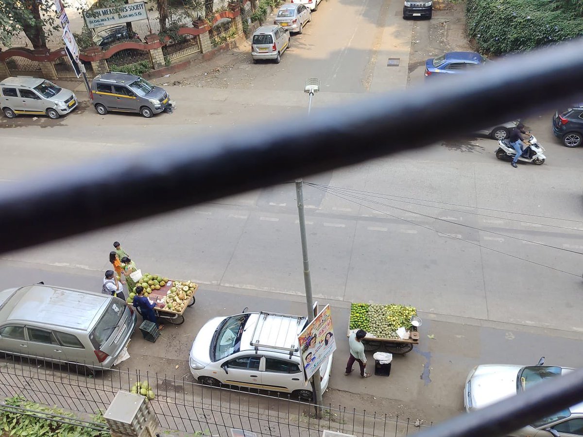 devabratac's tweet photo. Two new vendors are now blocking the road. In Kandivali Lokhandwala the menace is growing day by day. These are opposite Spring Leaf 5 Tower B Wing and in front of the middle road between Whispering Palms complex and Green Meadows. Need urgent attention. @mybmc  @MTPHereToHelp https://t.co/YNqvVNGzOO