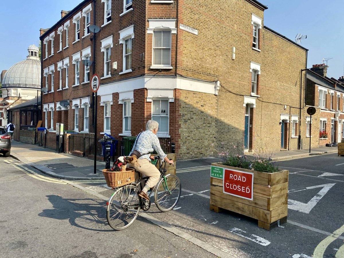 ACTION ALERT: You only have THREE DAYS to support low-traffic streets in Barnsbury! Take 5 minutes to respond to Islington's survey and support the proposals. Together, we can create safer, healthier streets that are open to ALL users. bit.ly/3Q7beC5