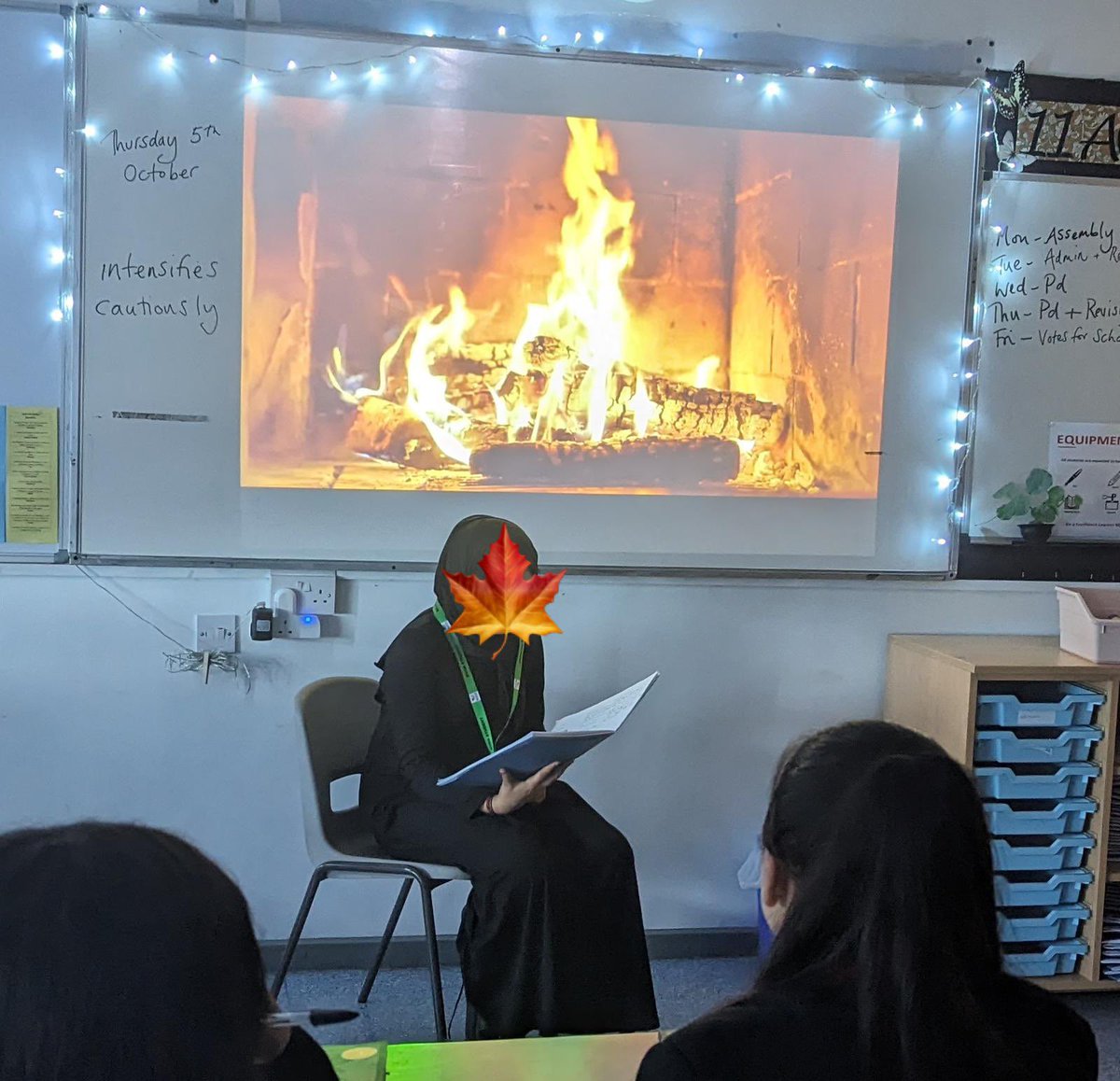 BVGAEnglish's tweet photo. Mrs Cole's Year 7's have been enjoying  'Fireside Friday!' They put the fire on and enjoy reading their class novel or sharing their creative work. #ConfidentLearners #ConfidentCommunicators https://t.co/eSicQWtNxg
