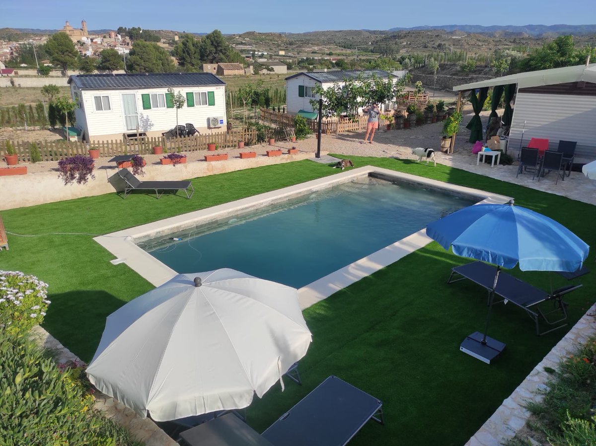 cespediag's tweet photo. Instalación de césped artificial en zona de piscina con el modelo FRESH35.💚

#sinmantenimiento lo único que tienes que hacer es #disfrutardelcésped

#céspedartificialiag #céspedartificial #cambioespectacular #césped #garden #instalación #decoraciónexterior #jardín #decoratuhogar https://t.co/JONUObKWx3