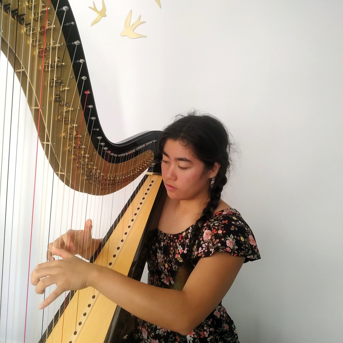 Centrale Méditerranée (@centrale_med) on Twitter photo 🎶 Le prix Raphaëlle Musiscience récompense l'un de nos élèves afin de promouvoir l'activité artistique et musicale
La lauréate de cette année est Elsa Fournier, étudiante de 2A que nous félicitons chalereusement!
Elle interprètera 3 pièces musicales le 21/10, 14h30 au <a href="/CRRLyon/">Conservatoire Lyon</a> 🎶 Le prix Raphaëlle Musiscience récompense l'un de nos élèves afin de promouvoir l'activité artistique et musicale
La lauréate de cette année est Elsa Fournier, étudiante de 2A que nous félicitons chalereusement!
Elle interprètera 3 pièces musicales le 21/10, 14h30 au <a href="/CRRLyon/">Conservatoire Lyon</a>