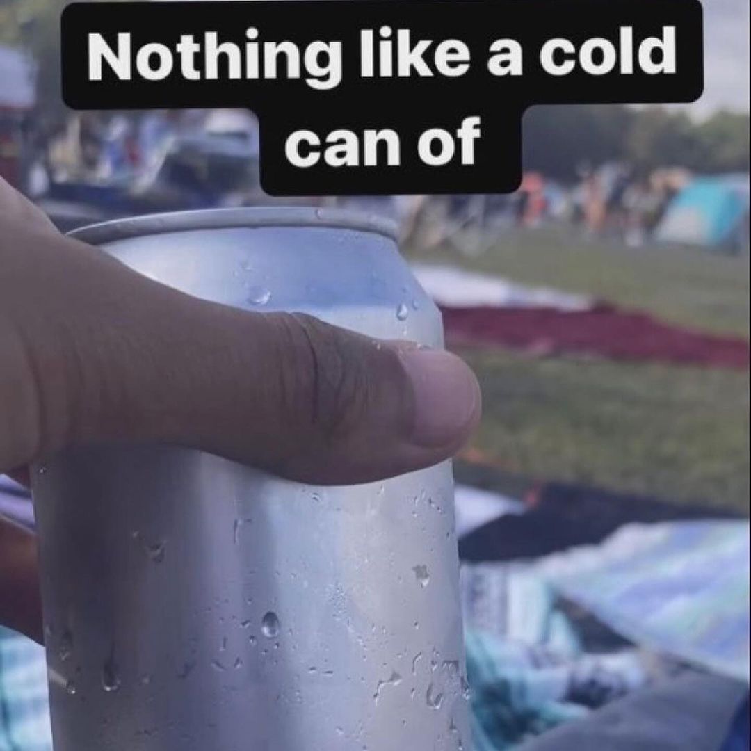 hourly_shitpost's tweet image. 