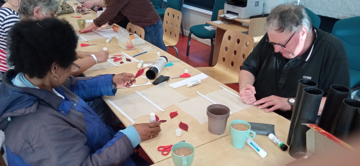 TLCArt/DropInProjects (@tlcstlukes) on Twitter photo Lantern making at the Ida Kinsey Centre. Lantern making at the Ida Kinsey Centre.