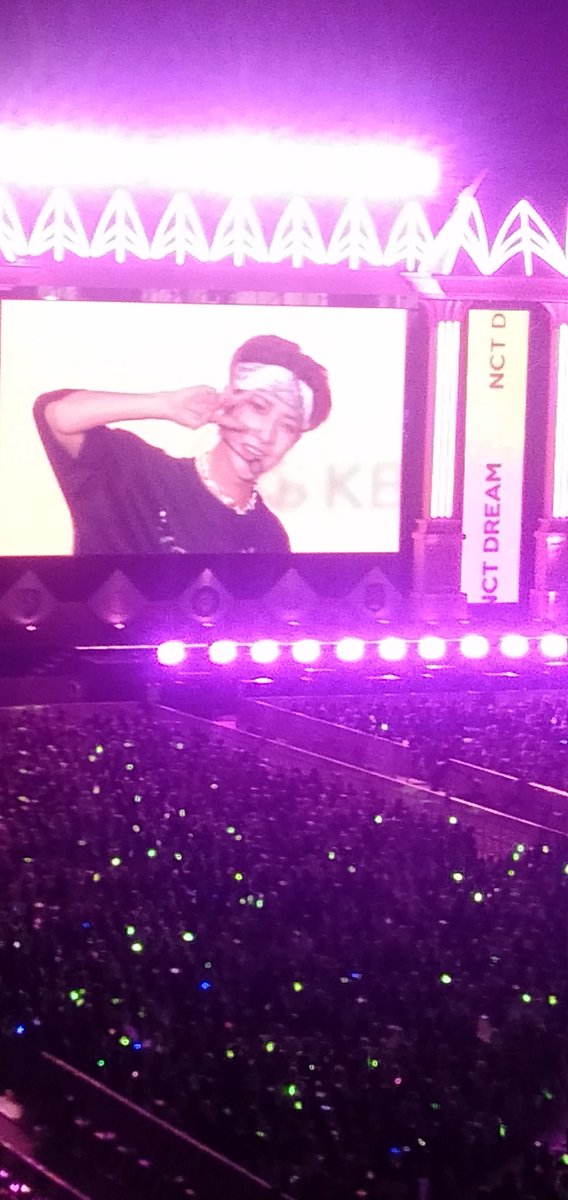 flwlyy's tweet photo. jepretan cat5
hp aing sudah berusaha semaksimal mungkin😭
#SMTOWN_LIVE_2023_JAKARTA 
#NCTDREAM https://t.co/8xTtU1ogjD