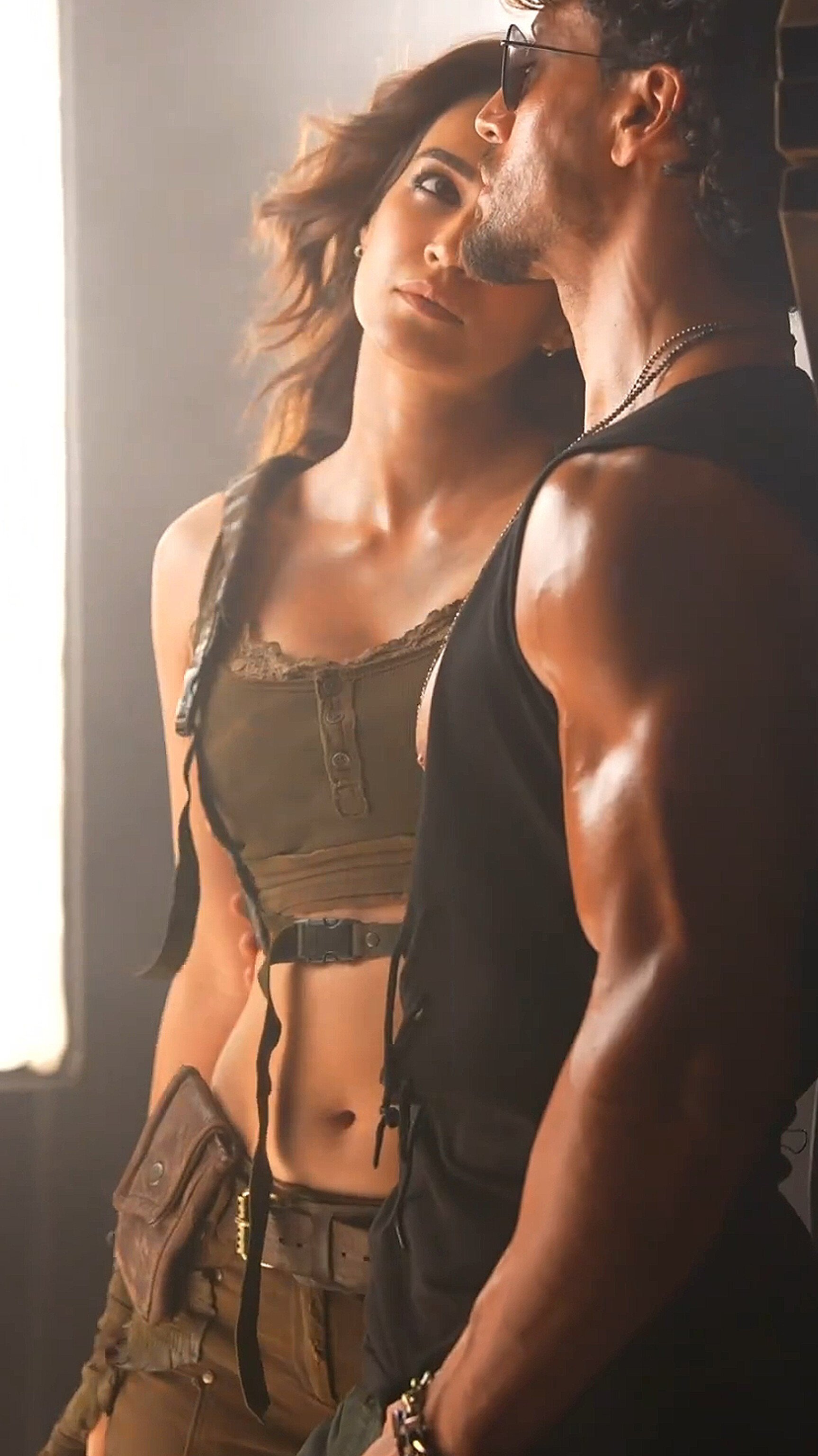 F83XJWYbAAAZOOs?format=jpg&name=4096x409