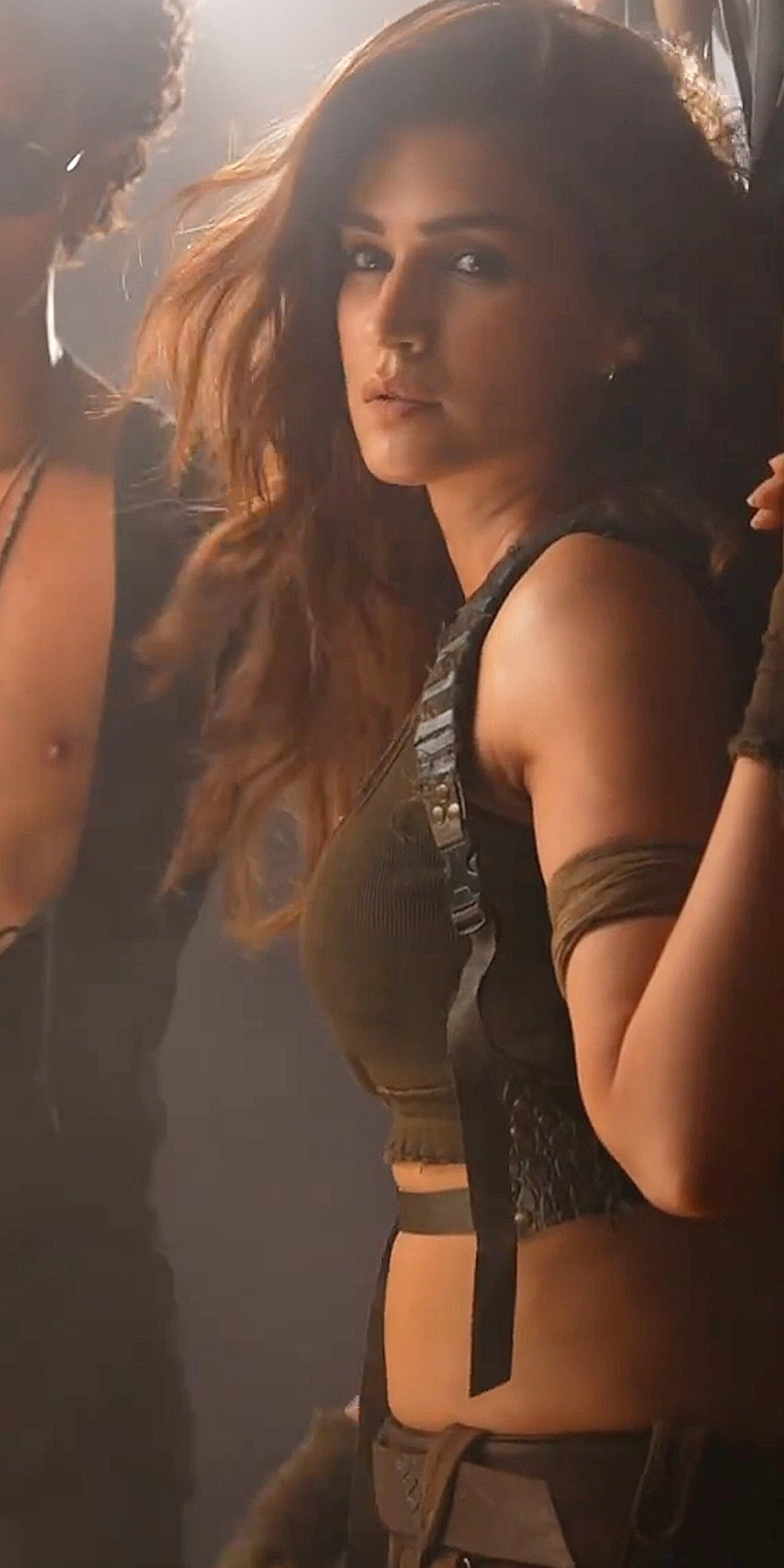 F83XLEpaMAAiOsW?format=jpg&name=4096x409