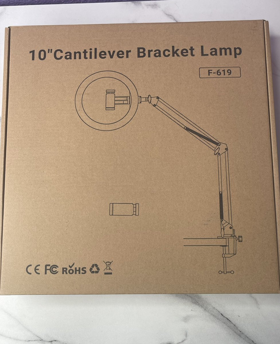 SKGuzman_'s tweet photo. New equipment came in today ! I can’t wait to use this to film next week ! #cashstuffing #ringlight @CM320Class https://t.co/yfcPuAvKD8