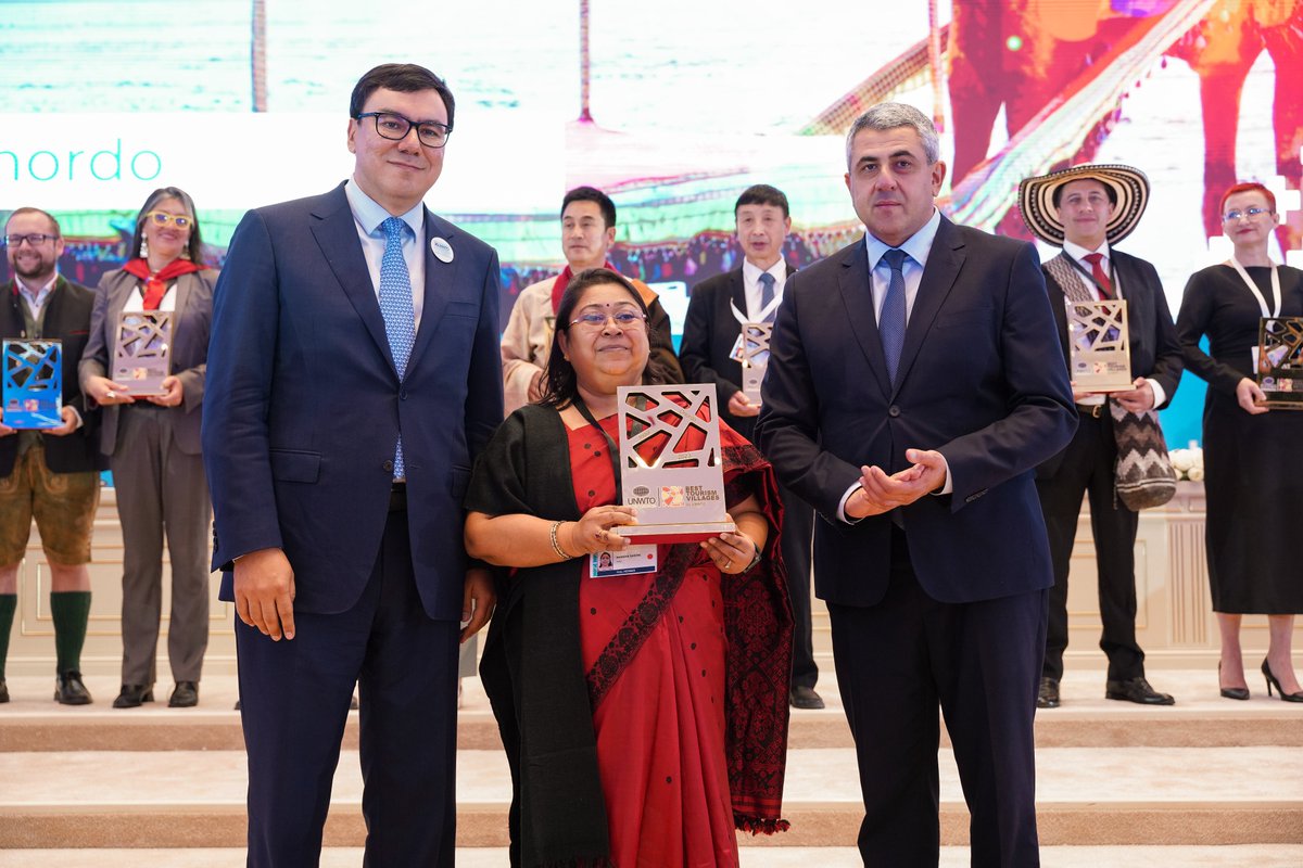IndiainSlovenia's tweet photo. Z veseljem in ponosom delim inf. o vasi #Dhordo v #Gudžaratu, zv. drž. v #Baratu #Indiji, ki jo je Svetovna turistična organiz. Združenih narodov @UNWTO razglasila za "najboljšo turistično vas" za trajnostni in odgovorni turizem.
#Dhordo #UNWTO #trajnostniturizem @GujaratTourism https://t.co/Tb4Sb8zqnY