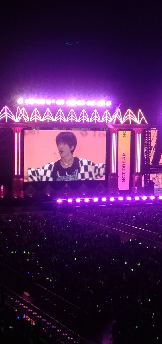 flwlyy's tweet photo. icung❤️

#SMTOWN_LIVE_2023_JAKARTA 
#JISUNG https://t.co/GA9IpFIgiY