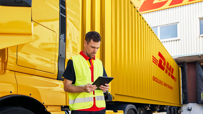 Transformation unlocked! 🔓 #DHLGroup and @Cisco are setting new standards in logistics with a revamped global network. Get the insights: cs.co/6010uwWUa #Technology #Innovation