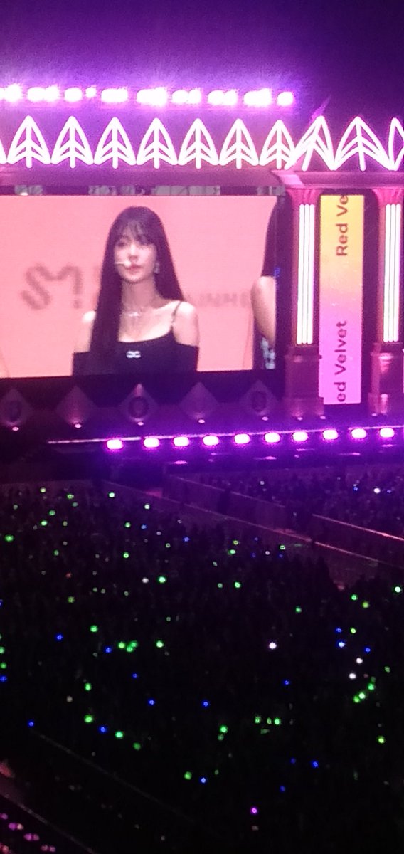 flwlyy's tweet photo. cantik bgt!

#SMTOWN_LIVE_2023_JAKARTA 
#ireneredvelvet https://t.co/69oxFndWb9