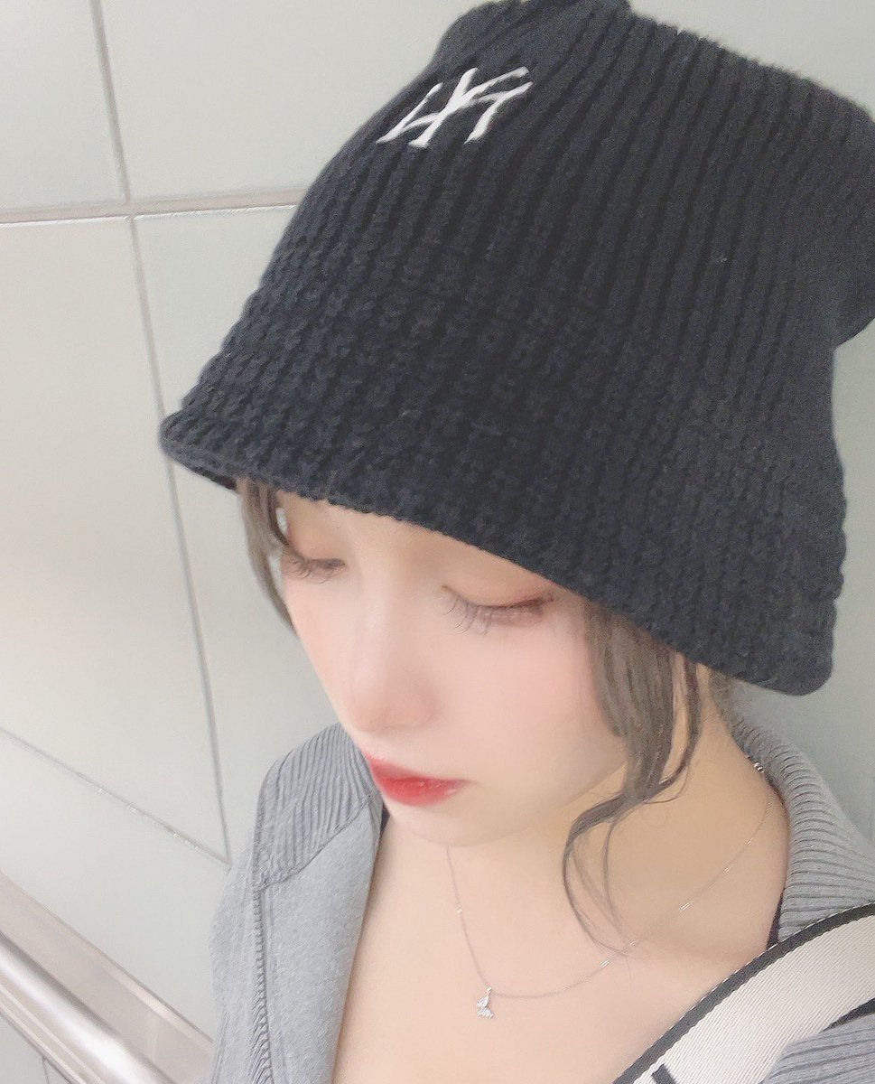 akimiya310's tweet photo. Xになってから初投稿かな？

ボイトレいってきました!!
課題が沢山だけど少しずつレベルアップはしてます。
苦手なところしっかり押えて反復練習して
時を待ちたいと思います🗣🎶

 #ボイトレ 
#ニットバケハ 可愛すぎ案件 https://t.co/ccJWqVJO8F