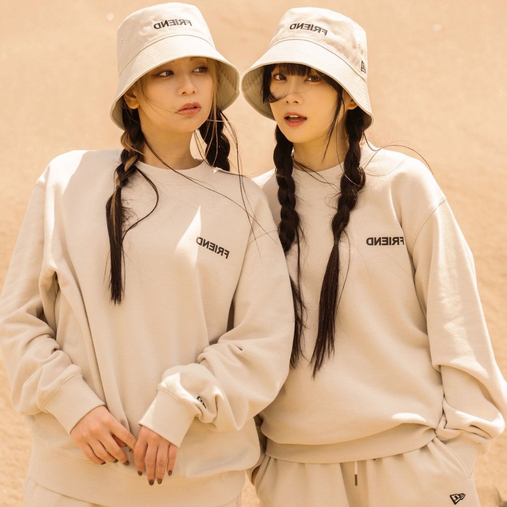 fullress's tweet photo. ニューエラ x 重盛さと美feat.友達(礒部希帆)が10/26 発売

https://t.co/oaMfADZo4I

・重盛さと美と礒部希帆のユニット〈重盛さと美feat.友達〉とのコラボコレクションから全15アイテムがリリース

#重盛さと美 #磯部希帆 https://t.co/HIM5CLBAah
