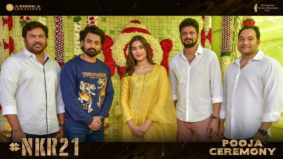 AshokaCOfficial's tweet photo. The action packed #NKR21 begins with an auspicious pooja ceremony ❤️‍🔥

Starring @NANDAMURIKALYAN @saieemmanjrekar @vijayashanthi_m

Directed by @PradeepChalre10 🎬

Music by @AJANEESHB 🎼

More updates soon ❤‍🔥

#AshokaMuppa @SunilBalusu1981 @harie512 @NTRArtsOfficial https://t.co/AzPK9TEeZn