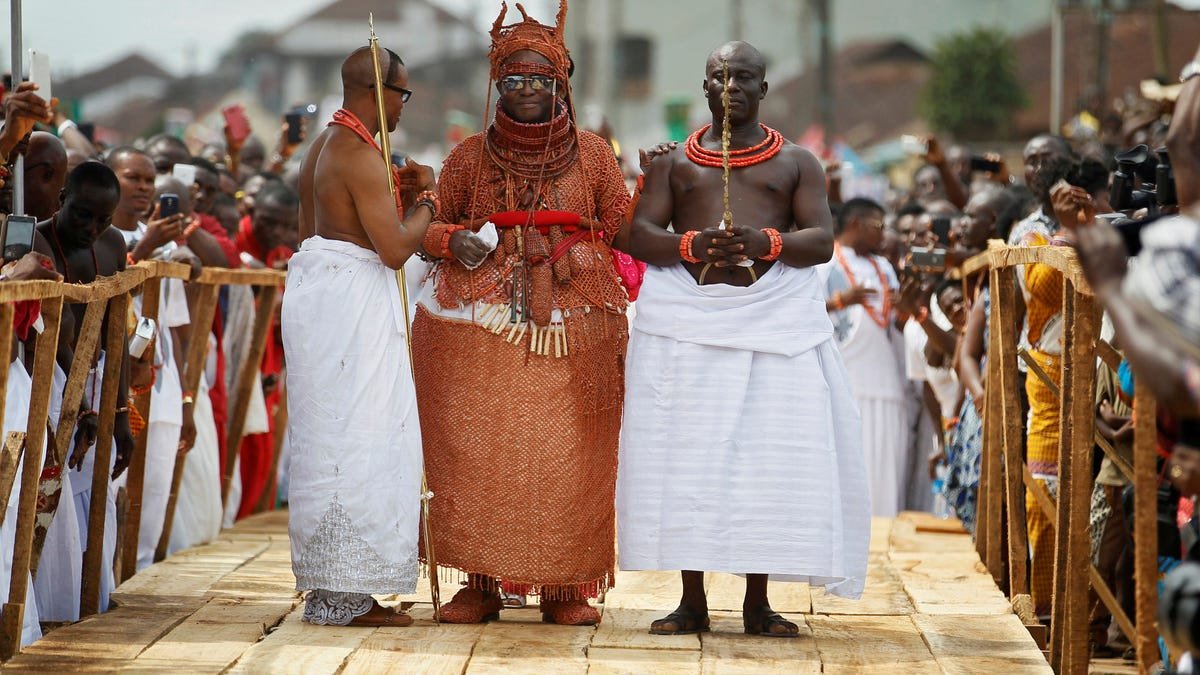 GreetbleLtd's tweet photo. HAPPY BIRTHDAY ππ₯³πππππΎ AND 7TH CORONATION ANNIVERSARY TO HIS ROYAL HIGHNESS OMO NβOBA NβEDO, UKU AKPOLOKPOLO OBA EWUARE II, KING OF EDO KINGDOM
FROM
https://t.co/NA2LQyz2yg
https://t.co/IgrIdanxAR
#ObaEwuareII
#KingofEdoKingdom
#HisRoyalHighness
#Greetble
#HappyBirthday https://t.co/isrIh47KwE