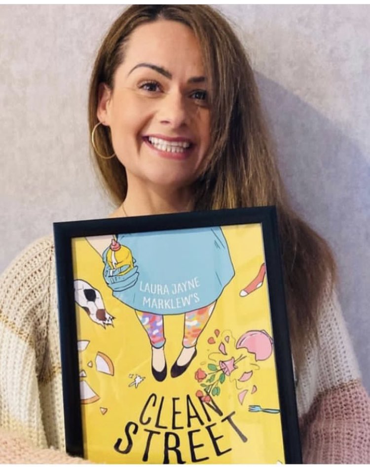 Lauralarksy's tweet photo. SITCOM CLEAN STREET 🔥🎬
#bafta #girlboss #bestactor #bestactress #comedyactress
#sixepisodes #writer #cleanstreet #sitcom #creativity #filmfestival
#britishfilminstitute #screenactress #screenactor #drama #comedy #castingdirectors #director #tv #comedyactor #filmactress https://t.co/E2iDOdWS7w