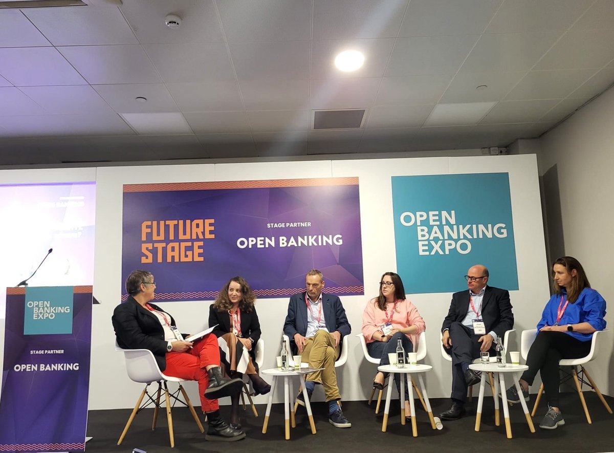 Victoria Roberts tweet media