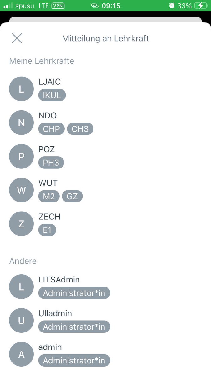Warum zeigt @UntisGmbH in iOS nicht die vollen Namen der Lehrkräfte an? Sondern nur ein paar Buchstaben?

Ditto bei den Administratorinnen am Ende der Liste.
