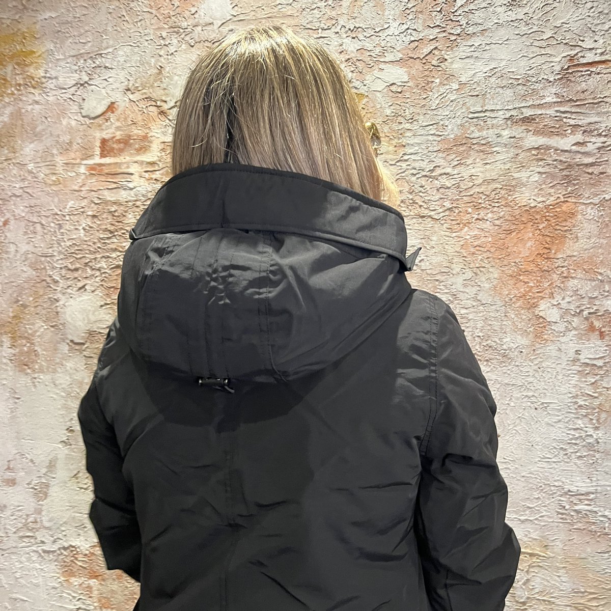 Have2Have072's tweet image. #new #airforce #Fishtail #true #black €299.99 #getailleerd #winter #jacket #women #instalook #mode #fashionable #collection #stylish #outfit #musthave #jas #jacket #warm #have2have #Alkmaar #fashionstore HAVE2HAVE.NL #ade