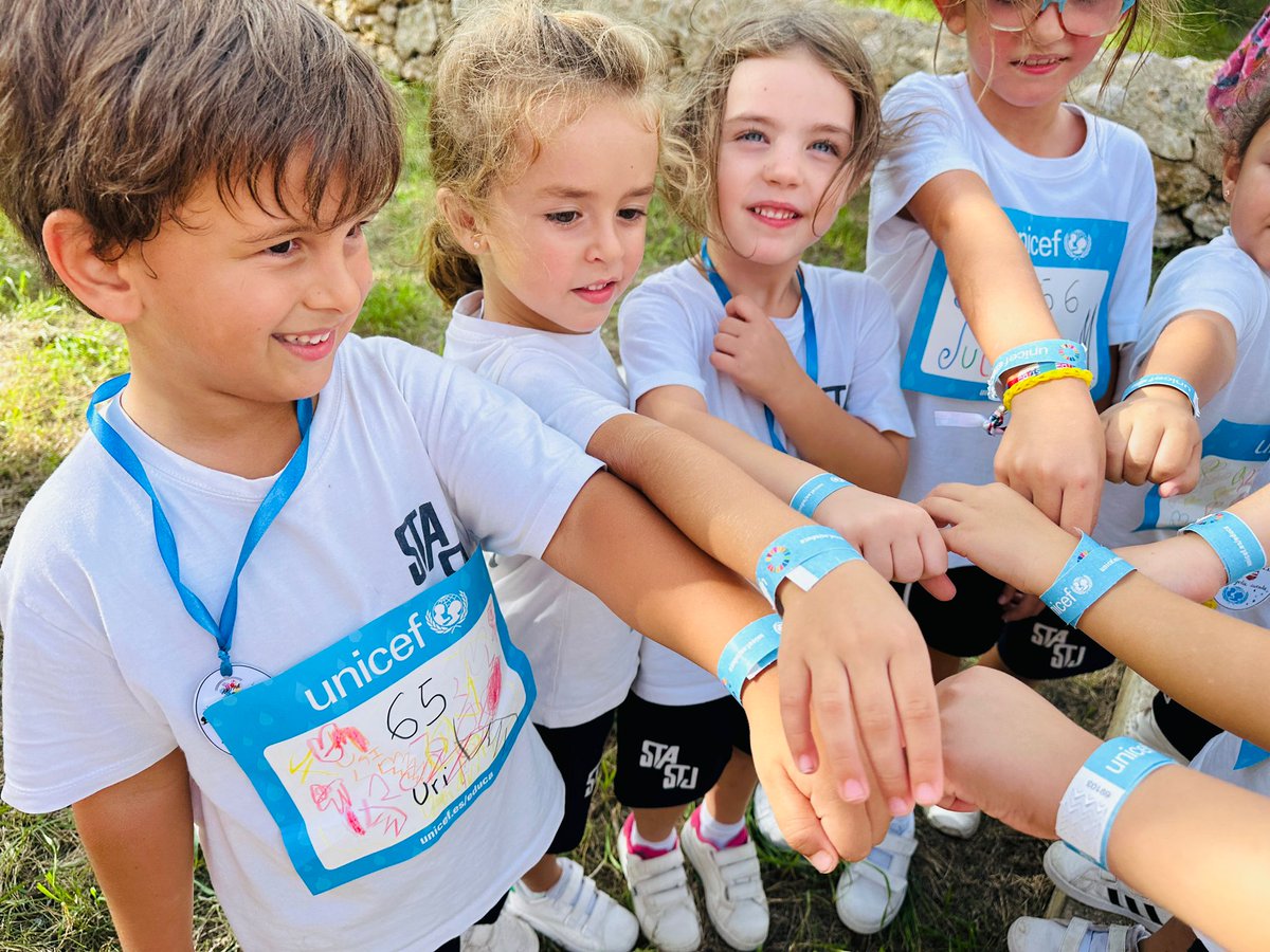 UNICEFBalears's tweet photo. Les escoles de Balears continuen sumant #Gotes amb les seves curses solidàries, com aquestes de #CCSantoTomásdeAquino a #Inca, amb la implicació de tota de comunitat educativa.
Quina xulada!!!!!
@UNICEF_EDU https://t.co/HStemiInjD