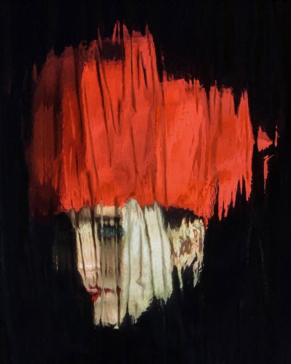 Gm #NFTCommunity 

Red Head by <a href="/Milla_Po_/">Milla Po .eth 🇺🇦</a>  
MYPH vol2 collection 

One of the first artworks in the experimental technique. The photo was taken through textured glass. Part of the series "Beyond Reality".