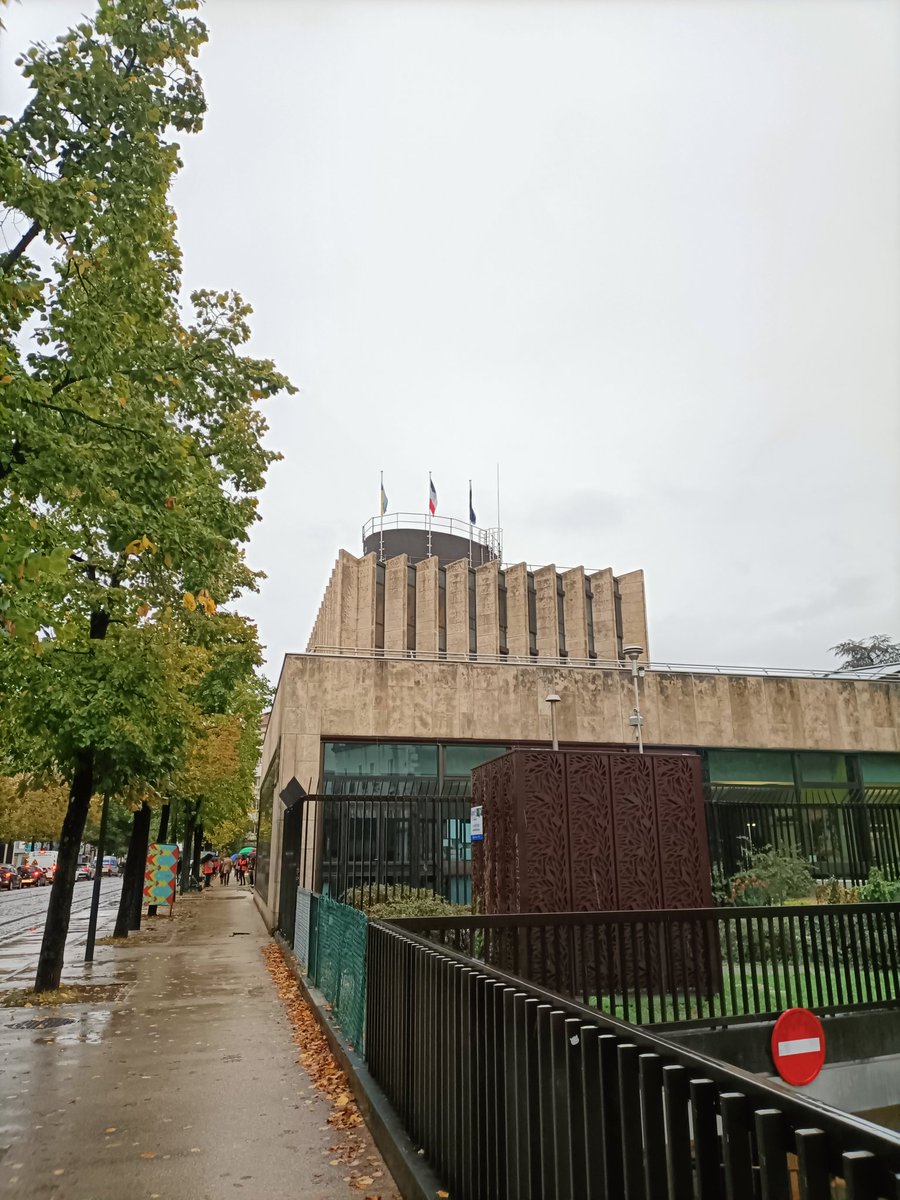 Plénière pluvieuse, plénière heureuse ☔
#Plen_BFC