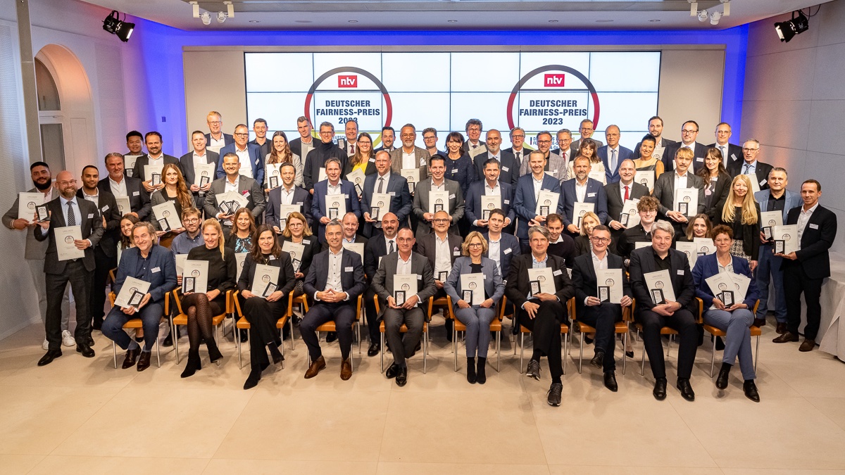 Das sind die Preisträger:innen des „Deutschen Fairness-Preises 2023“ – herzlichen Glückwunsch! Alle Infos zum Award: bit.ly/3rQgaTM
#fairnesspreis #award #ntv #disq