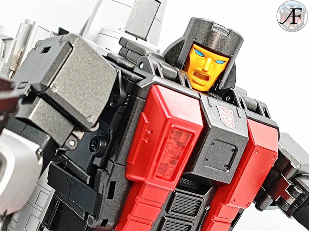 ArrowFyre's tweet photo. Aerialbots, together!
Fanstoys FT-30C Goose 📷
#Transformers #Goose #Skydive #TopGun #Fanstoys #Autobot #Aerialbot #Superion #Masterpiece #3rdpartytransformers #toyphotography https://t.co/K2LiwXYKoJ