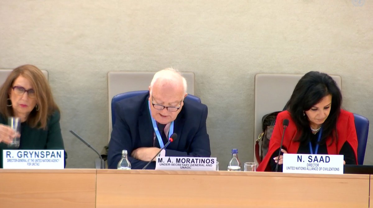 UNAOC's tweet photo. 🎬 Happening now: #UNAOC &amp; #FundaciónONUART 2nd #GlobalDialogueAI.

▶️ Towards the World of #OneHumanity – The Role of Artificial Intelligence.

📍 @UNGeneva 

📺Watch live: 
https://t.co/OF5z2Uh8cl

⬇️Learn more:
https://t.co/GQ05Nf39Oo https://t.co/OIC4g1TvLq