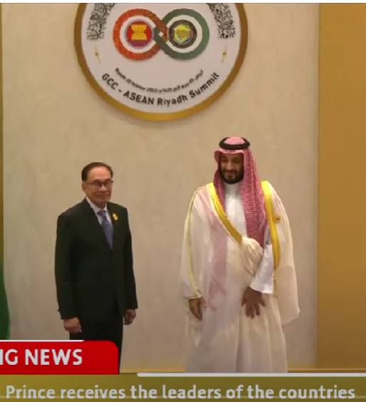<a href="/MalaysiaGazette/">Malaysia Gazette</a> Haji, org tu dh smpai ke Arab Saudi dh pun hr ni.. 😂