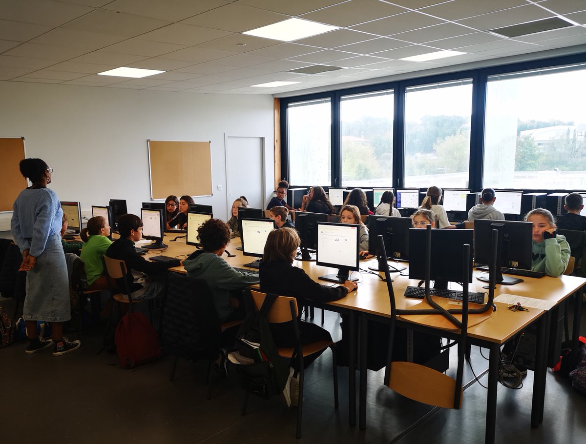 Dans le cadre du #PlanRCD, première séance programmée  de mathématiques avec #ProgramCours