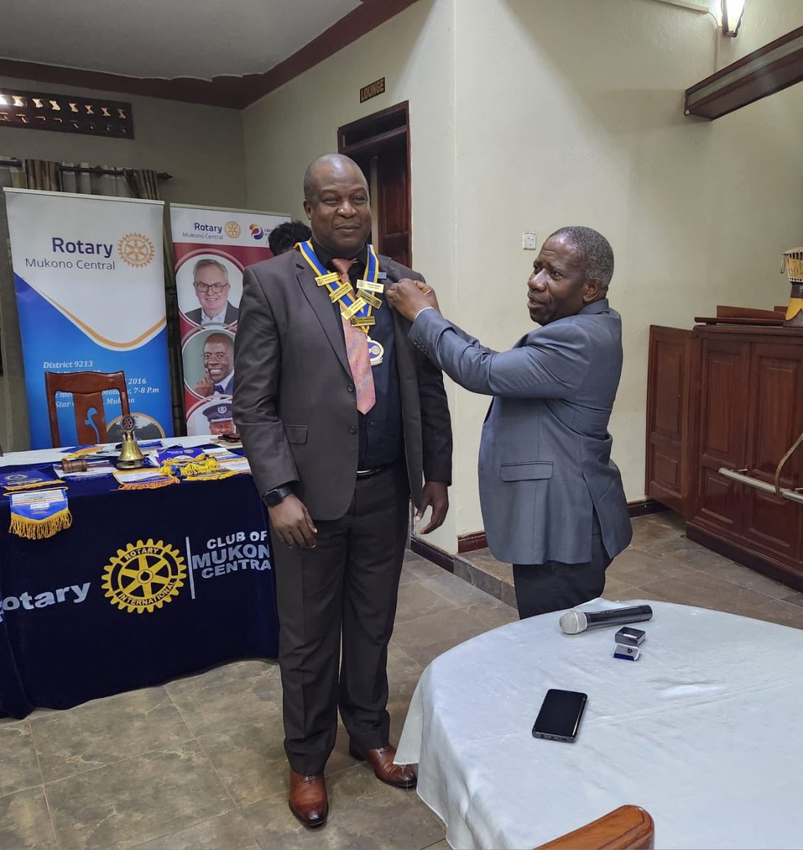 Rotary Club of Mukono Central (@rotarymukono112) on Twitter photo HCP Moses Kafeero of RC Mukono Central pinned PHF+1. <a href="/KafeeroMoses/">AIGP Kafeero Moses</a> <a href="/odagacharles/">Charles Odaga</a>  <a href="/Rotary_Bukoto/">Rotary Club of Bukoto</a> <a href="/RotaractD9213/">Rotaract District 9213</a> HCP Moses Kafeero of RC Mukono Central pinned PHF+1. <a href="/KafeeroMoses/">AIGP Kafeero Moses</a> <a href="/odagacharles/">Charles Odaga</a>  <a href="/Rotary_Bukoto/">Rotary Club of Bukoto</a> <a href="/RotaractD9213/">Rotaract District 9213</a>