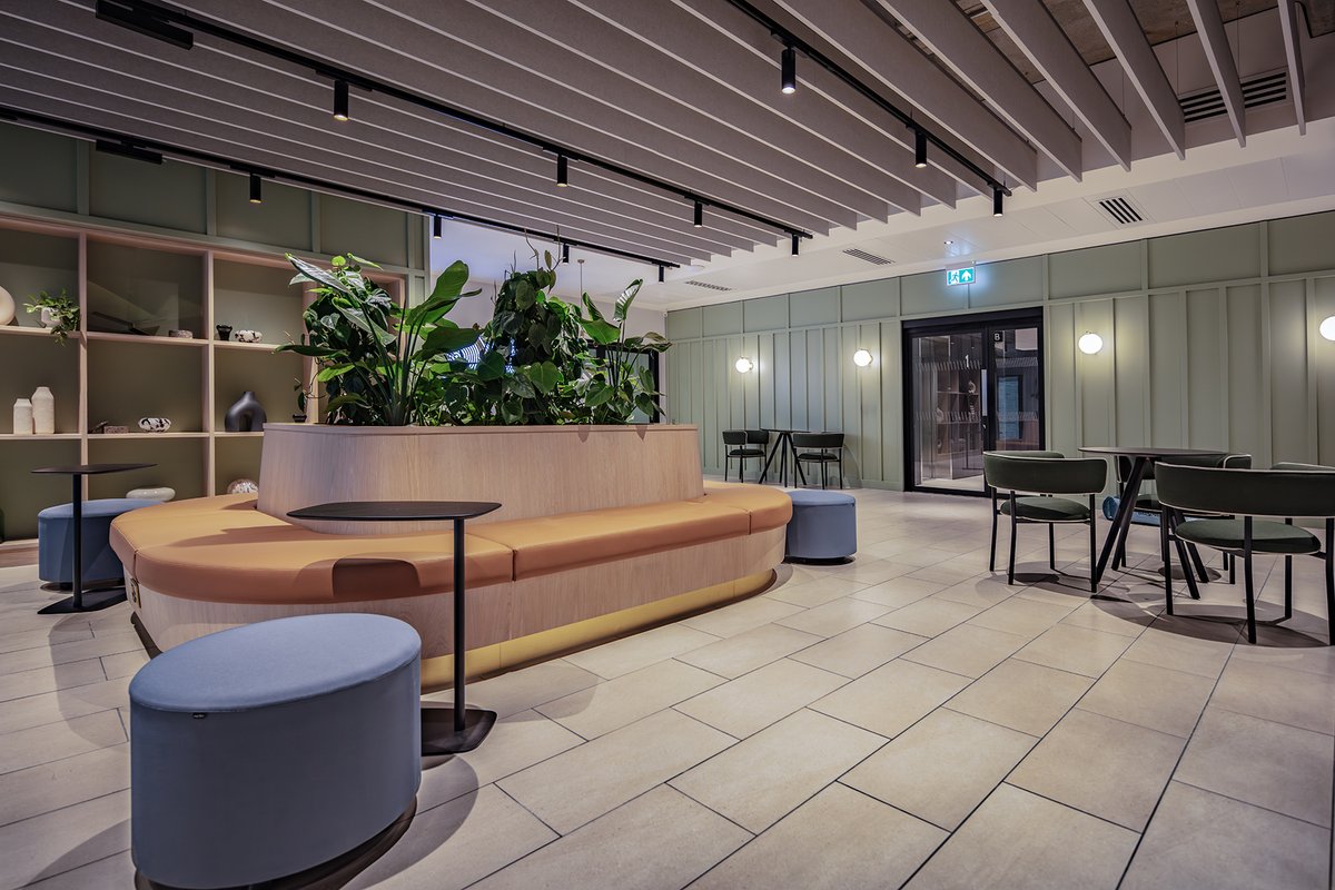 Vantage Spaces tweet media