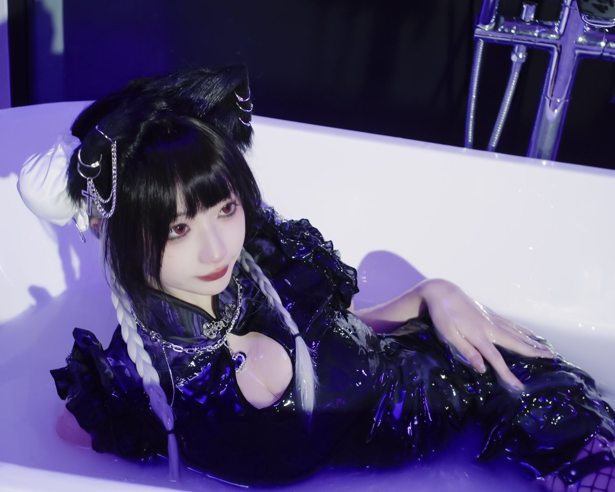 ruinstreetstyle's tweet photo. New collaboration episode will be premiere in a few hours! This time Wendy will wear a cute &amp; sexy gothic #cheongsam dress and get fully soaked in slime! #wetlook #slime #messygirl #messy #wam #湿身 #旗袍 #濡れフェチ #チャイナ服 #ずぶ濡れ #黏液 #地雷女 #cosplayer #cosplay https://t.co/oPfbP7YMPU