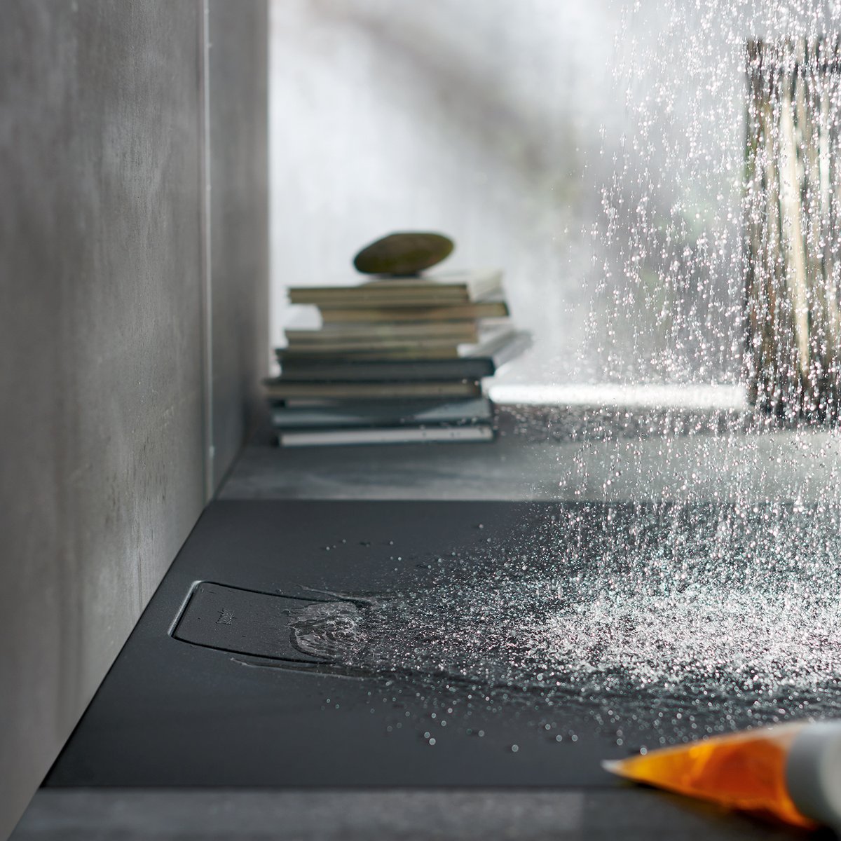 Make your daily shower something special! Stonetto shower trays bring a feeling of natural purity. DuraSolid looks and feels like real stone and has similar properties like the scratch-resistance and the robustness. And the best thing: They are available in four colours.