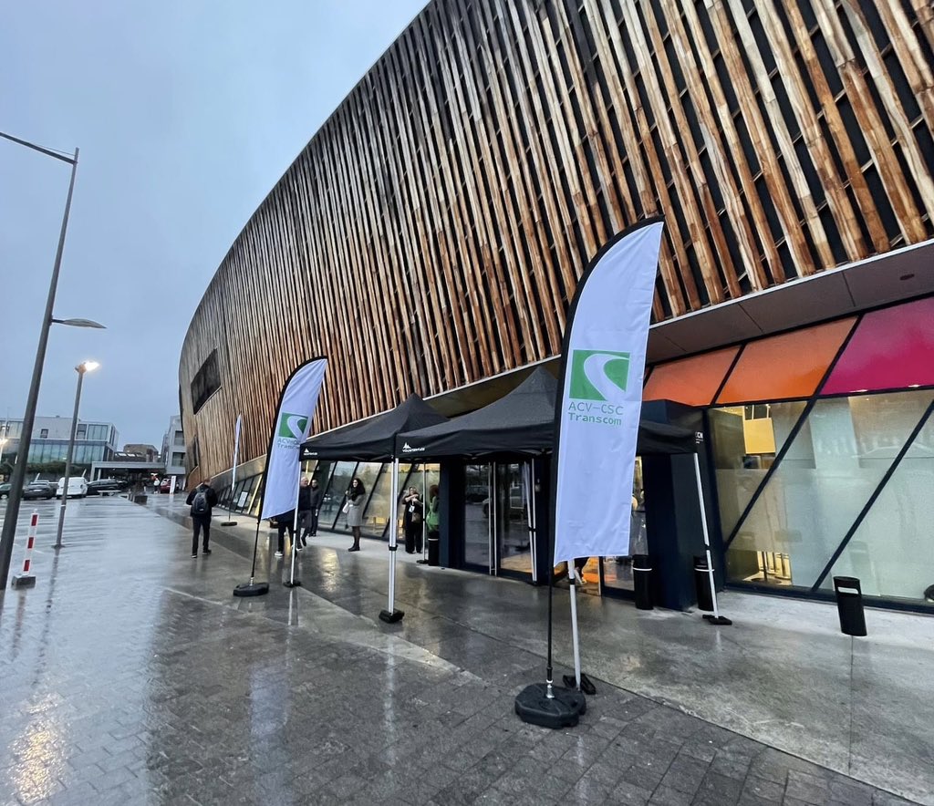 KoenRyckenboer's tweet photo. Start van congres ACV-Transcom: #Odyssee2030. Nemen robots onze jobs over? Of kunnen nieuwe technologieën onze jobs werkbaar maken? Interessante denkoefening… https://t.co/reeJo6cIIJ