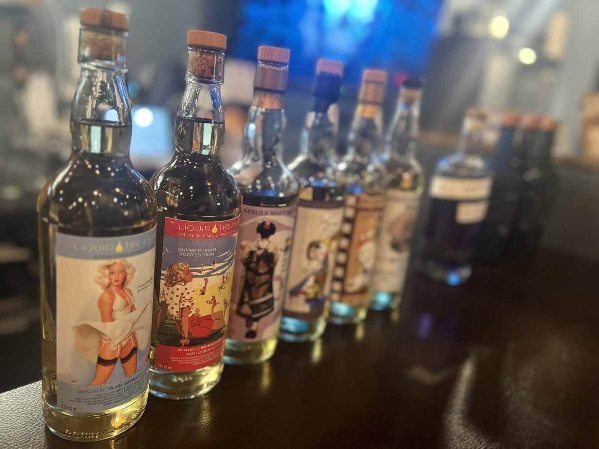 本日も営業しております♪

新商品も続々と入荷してます🥰
是非当店でゆっくりと
お過ごしください🍀*゜

営業時間
15:00~22:00