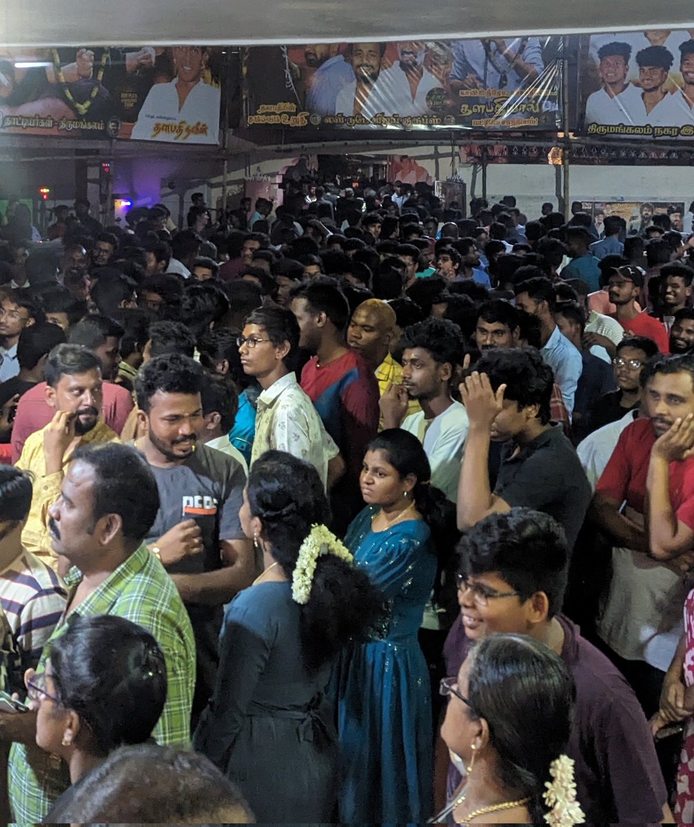 RitzyCinemas's tweet image. Yesterday Night Heavy Return tickets with Full of Family Audience for #Leo 🥵
We really can&apos;t able to control the crowd, finally Leo is the our own Baahubali kind of film for Tamil Cinema 🔥
#LeoInRitzyBanuCinemas
@7screenstudio @Jagadishbliss
