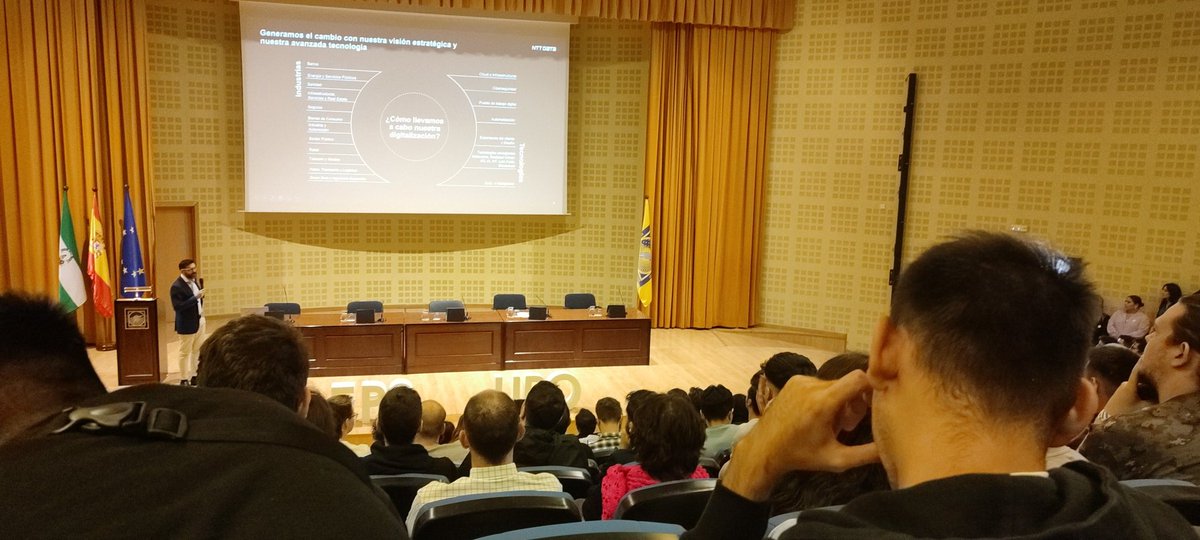 ItsMengoX's tweet photo. #SoyEPSUPO Gracias por organizar todo esto!! Dale rt a ver si termino ganador jajaj https://t.co/bH8asvttDu