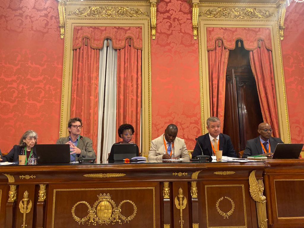 CCCC_COMESA's tweet photo. The CCC is participating in the #ICNBarcelona2023  breakout session on "competition concerns in agriculture and food markets". The panel includes Dr Mwemba (CCC),Prof. Eleanor Fox,Prof. Simon Roberts(@CCRED_UJ ),Dr Roba(@CAK_Kenya ),Prof Bakhoum and Commissioner Tshepe(CCSA). https://t.co/UpVwvwVqVJ