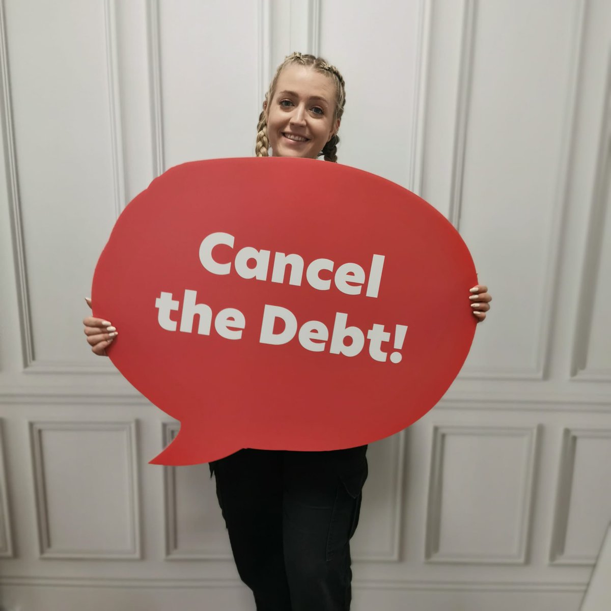 UniversalBanner's tweet image. Custom shape correx board printing - low cost &amp;amp; recyclable event signage!  Order online: universalbanners.co.uk/custom-shape-p…                              #correxprinting #events #stageprops #printshop #signage #getnoticed #WorcestershireHour